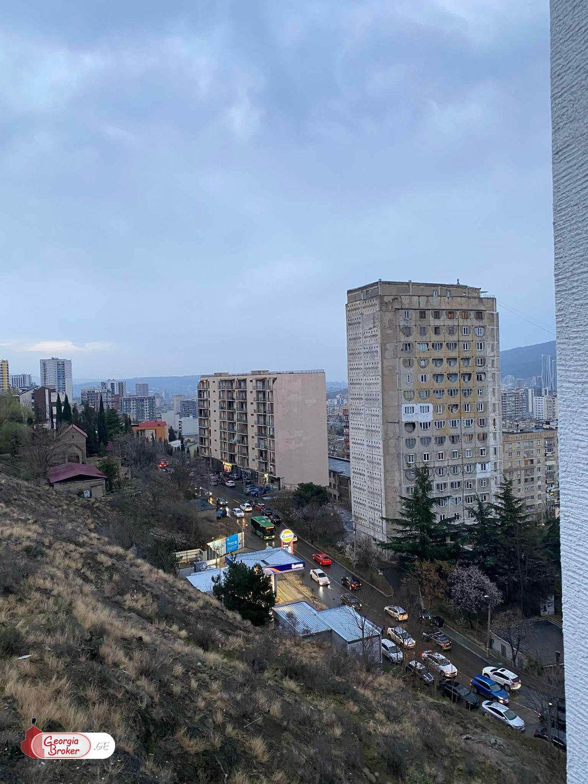 nearly repaired 2-room apartment for sale